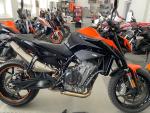 Klikněte pro detailní foto č. 3 - KTM 890 Duke = TOP STAV/ TECH PACK