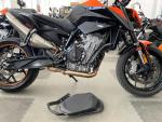 Klikněte pro detailní foto č. 4 - KTM 890 Duke = TOP STAV/ TECH PACK