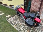 Klikněte pro detailní foto č. 2 - Honda VF 750 C Magna