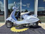 Klikněte pro detailní foto č. 7 - Vespa 946 Snake E5+