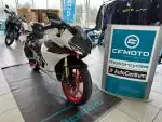 Detail nabídky - CFMOTO 450 SR 25 bílá/černá - obě skladem
