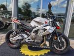Klikněte pro detailní foto č. 3 - Aprilia Tuono 457 E5+