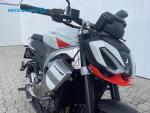 Klikněte pro detailní foto č. 4 - Aprilia Aprilia Tuono 457 EU5+  / 35kW