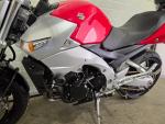 Klikněte pro detailní foto č. 13 - Suzuki GSR 600 - 29tis km