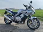 Klikněte pro detailní foto č. 1 - Honda CBF 1000