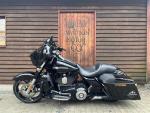 Klikněte pro detailní foto č. 4 - Harley-Davidson FLHXSE CVO Street Glide