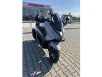 Klikněte pro detailní foto č. 5 - Honda Forza 350 s el. kufrem Honda 45L