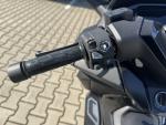 Klikněte pro detailní foto č. 10 - Honda Forza 350 s el. kufrem Honda 45L