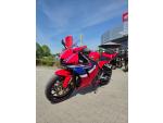 Klikněte pro detailní foto č. 2 - Honda CBR600RR - top stav