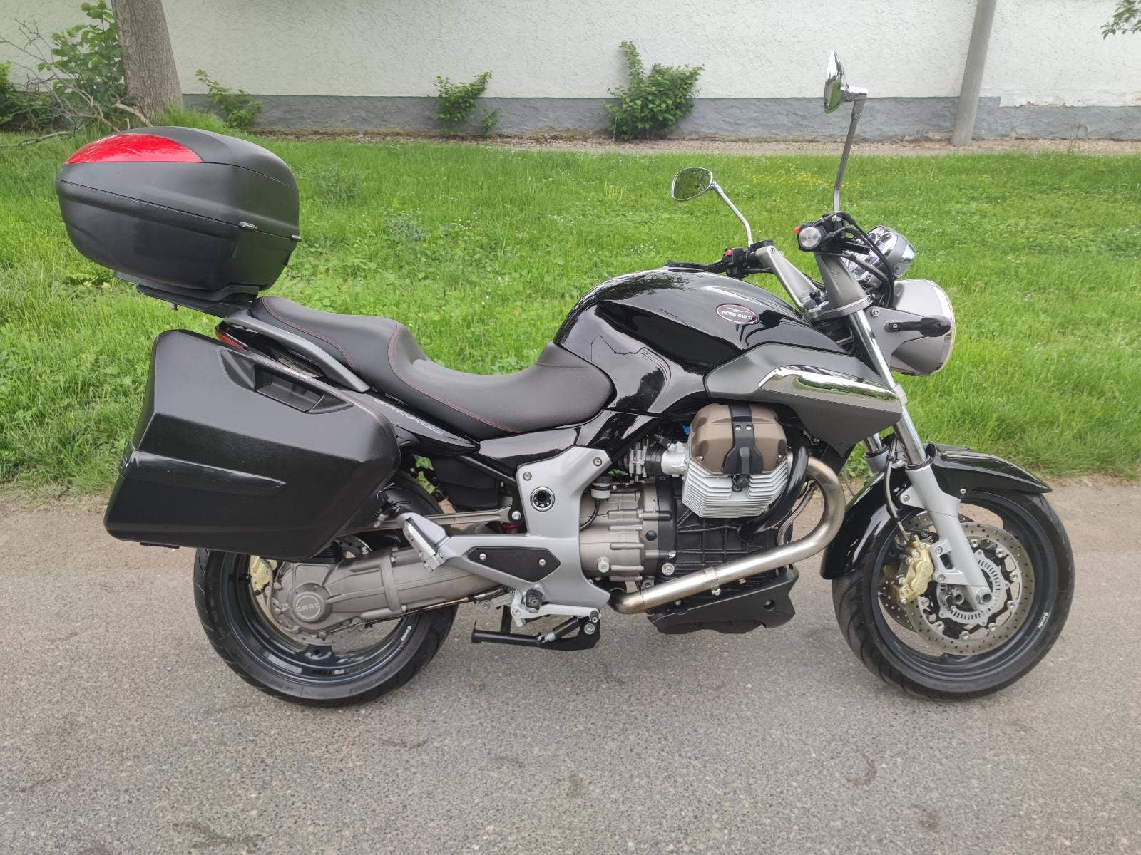 2007 Moto Guzzi Breva 1100 Moto Guzzi Breva 1100 ABS (2007), Kč