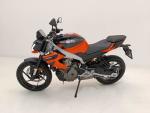 Klikněte pro detailní foto č. 4 - Aprilia Tuono 457 Piranha Red E5+
