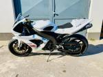 Klikněte pro detailní foto č. 5 - Yamaha YZF-R1