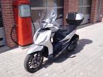 Klikněte pro detailní foto č. 2 - Piaggio Beverly 400