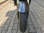 Klikněte pro detailní foto č. 5 - Suzuki GSR 750 - TOP STAV + VÝBAVA - 12 000 KM