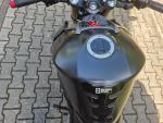 Klikněte pro detailní foto č. 9 - Suzuki GSR 750 - TOP STAV + VÝBAVA - 12 000 KM