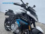 Klikněte pro detailní foto č. 4 - CFMOTO CFMOTO 675NK  / 66kW