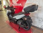 Klikněte pro detailní foto č. 2 - Honda Forza 350