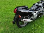 Klikněte pro detailní foto č. 13 - Yamaha FZR 600