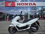 Honda PCX 125 DX 2025 Skladem