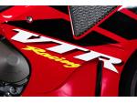Klikněte pro detailní foto č. 11 - Honda VTR 1000 SP1