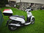 Klikněte pro detailní foto č. 4 - Kymco People GT 300i (2016) kufr, plexi