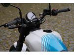 Klikněte pro detailní foto č. 9 - Royal Enfield Guerrilla 450 - BRAVA BLUE