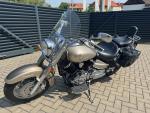 Klikněte pro detailní foto č. 2 - Yamaha XVS 1100 A DragStar Classic