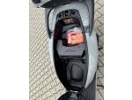 Klikněte pro detailní foto č. 8 - Honda SH 125i s el. kufrem Honda 35L