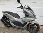 Klikněte pro detailní foto č. 4 - Honda PCX 125 , Koupeno v ČR , servis Honda