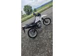 Klikněte pro detailní foto č. 5 - Suzuki DR 125 SM motard SUPER STAV , KOUPENO NOVÉ V Č.R.