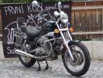 Klikněte pro detailní foto č. 5 - Moto Guzzi Nevada 750