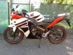 Klikněte pro detailní foto č. 2 - Honda CBR 125 R
