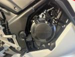 Klikněte pro detailní foto č. 7 - Honda CBR 300 R ABS