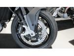 Klikněte pro detailní foto č. 7 - Moto Guzzi V 100 Mandello