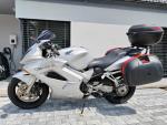 Klikněte pro detailní foto č. 12 - Honda VFR 800 VTEC