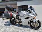 Klikněte pro detailní foto č. 2 - Honda VFR 800 VTEC