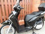 Klikněte pro detailní foto č. 8 - Honda SH 150i (2015 ABS)