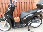 Klikněte pro detailní foto č. 9 - Honda SH 150i (2015 ABS)