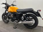 Klikněte pro detailní foto č. 4 - Moto Guzzi V7 II Stone