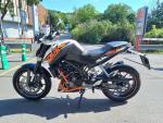 Klikněte pro detailní foto č. 4 - KTM 200 Duke ABS
