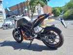 Klikněte pro detailní foto č. 5 - KTM 200 Duke ABS