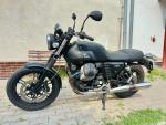 Klikněte pro detailní foto č. 6 - Moto Guzzi V7 II Stone super cena, nízké km