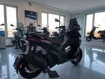 Klikněte pro detailní foto č. 4 - Aprilia SR GT 200