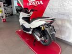 Klikněte pro detailní foto č. 2 - Honda PCX 125