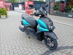 Klikněte pro detailní foto č. 6 - Yamaha RayZR předváděcí model (najeto 0 km)