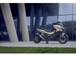 Klikněte pro detailní foto č. 3 - Honda Forza 750