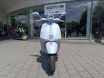 Klikněte pro detailní foto č. 2 - Vespa 946 Snake Azzuro