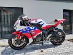 Klikněte pro detailní foto č. 14 - Honda CBR 1000 RR Fireblade