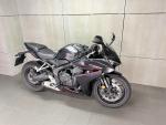 Klikněte pro detailní foto č. 3 - Honda CBR 650 R ABS 2025 - ČR / 1. MAJ / JEN 3284 KM / SUPER CENA