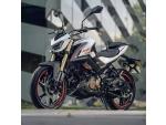 Klikněte pro detailní foto č. 1 - QJ Motor SRK 125 S, ZÁRUKA 3 ROKY, 11kW, navigace z telefonu, ABS